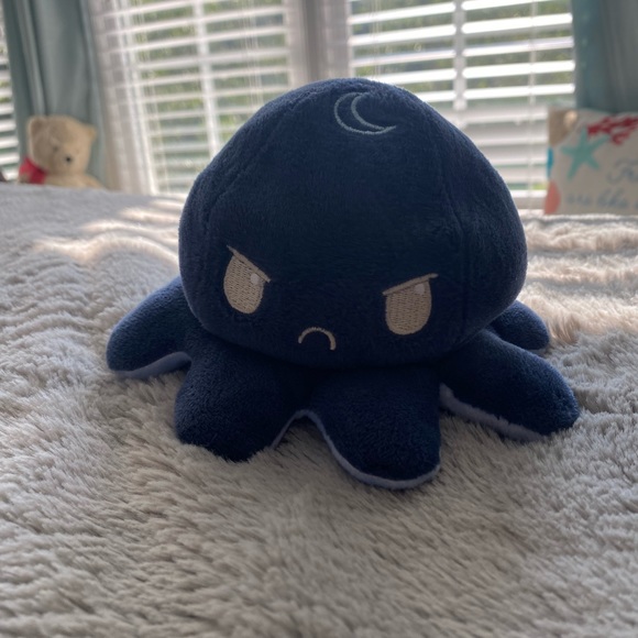 Reversible Octopus - Picture 3 of 9